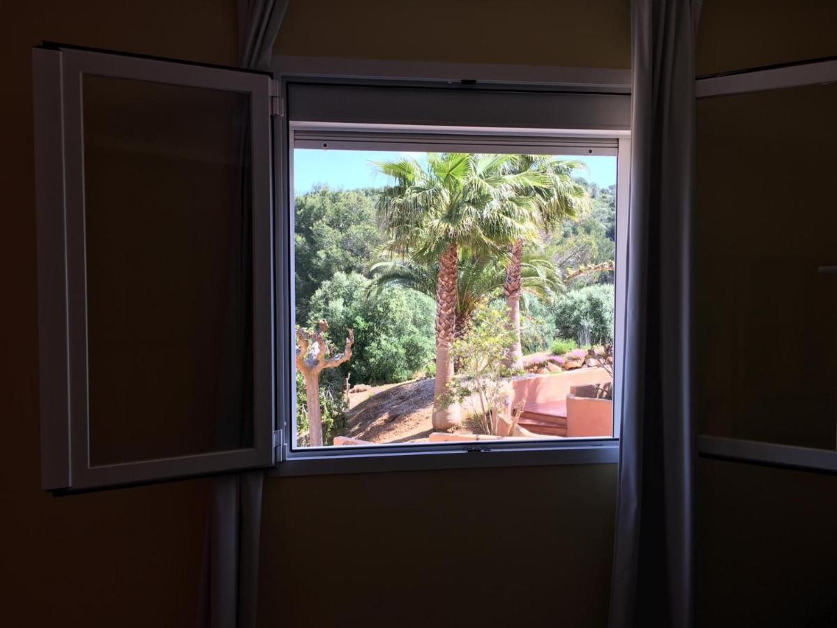 Son Bou By The Sea; Home With A Private Garden المظهر الخارجي الصورة